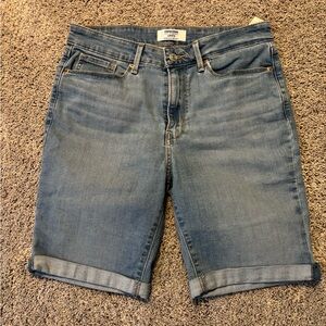 Denizen from Levi's Light Blue Bermuda Shorts Womens Size 6-W28